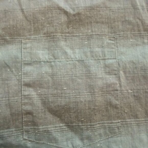 Travis Mathew Light Blue Short-Sleeve Button-Up Shirt – Size XL - Picture 6 of 9